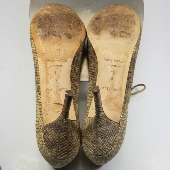 Kate Spade Snake Embossed Leather Shoes - Picture 7 of 8